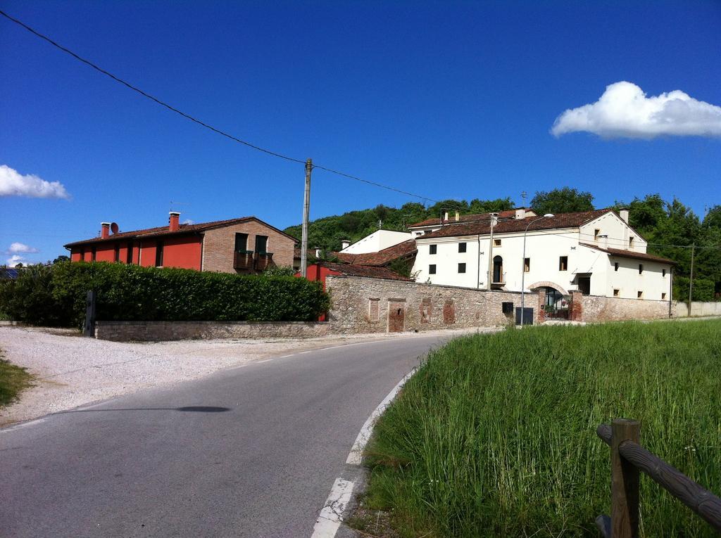 Corte Monticello Barbarano Vicentino Ruang foto